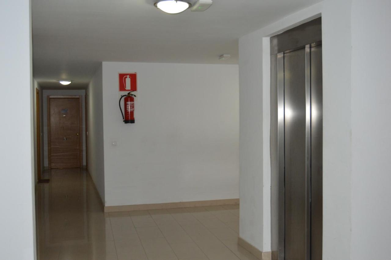 Bright, Modern Apartment In The Heart Of Arrecife מראה חיצוני תמונה
